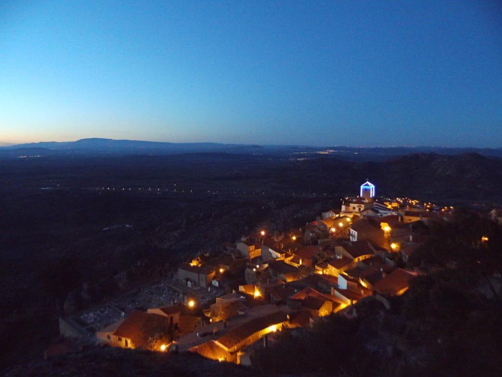 Taverna Lusitana Hotell Monsanto Exteriör bild